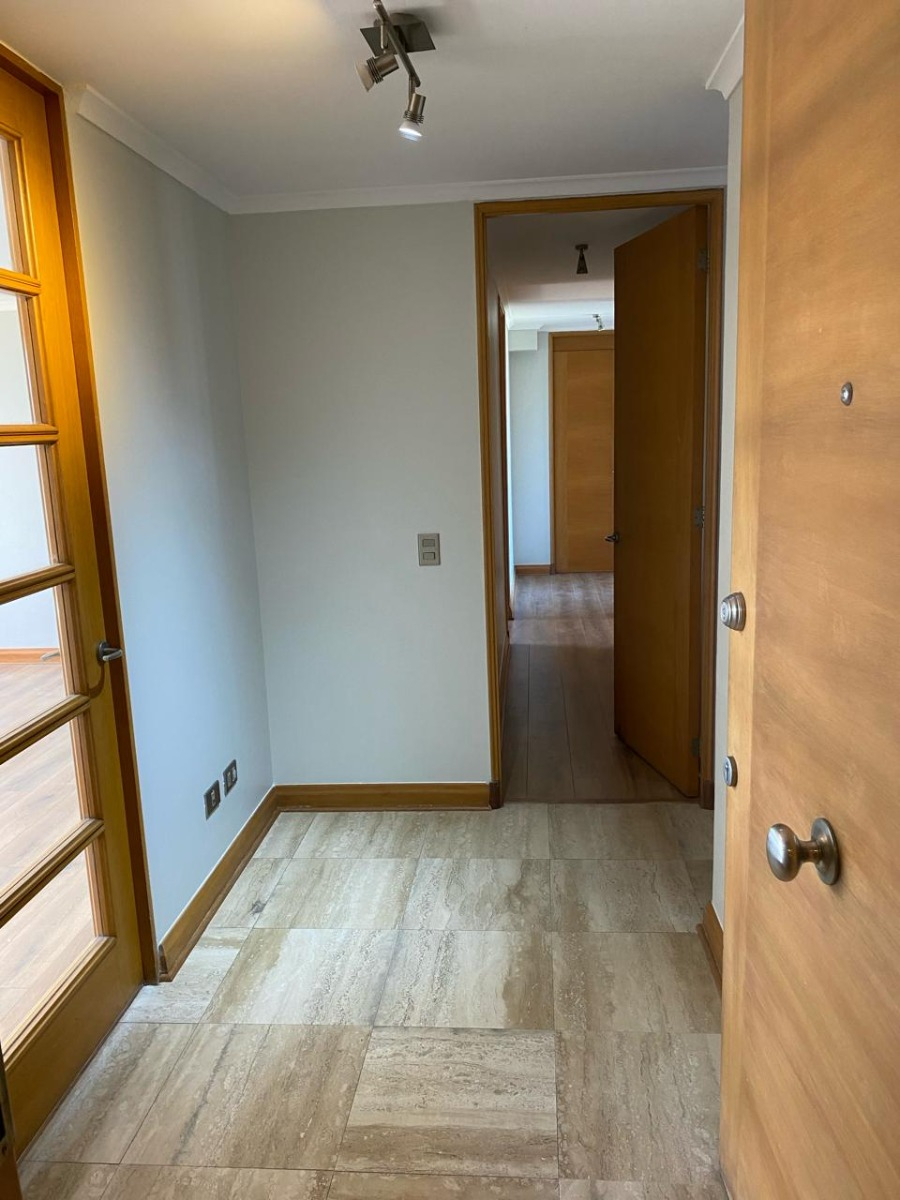 Arriendo Departamento 4D en suite 3B 2E 1B Metro Escuela Militar - Las Condes