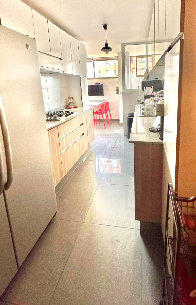 Arriendo Departamento 3D en suite Walk-in cl&oacute;set 3B 1E 1B Metro Manquehue - Apumanque - Las Condes