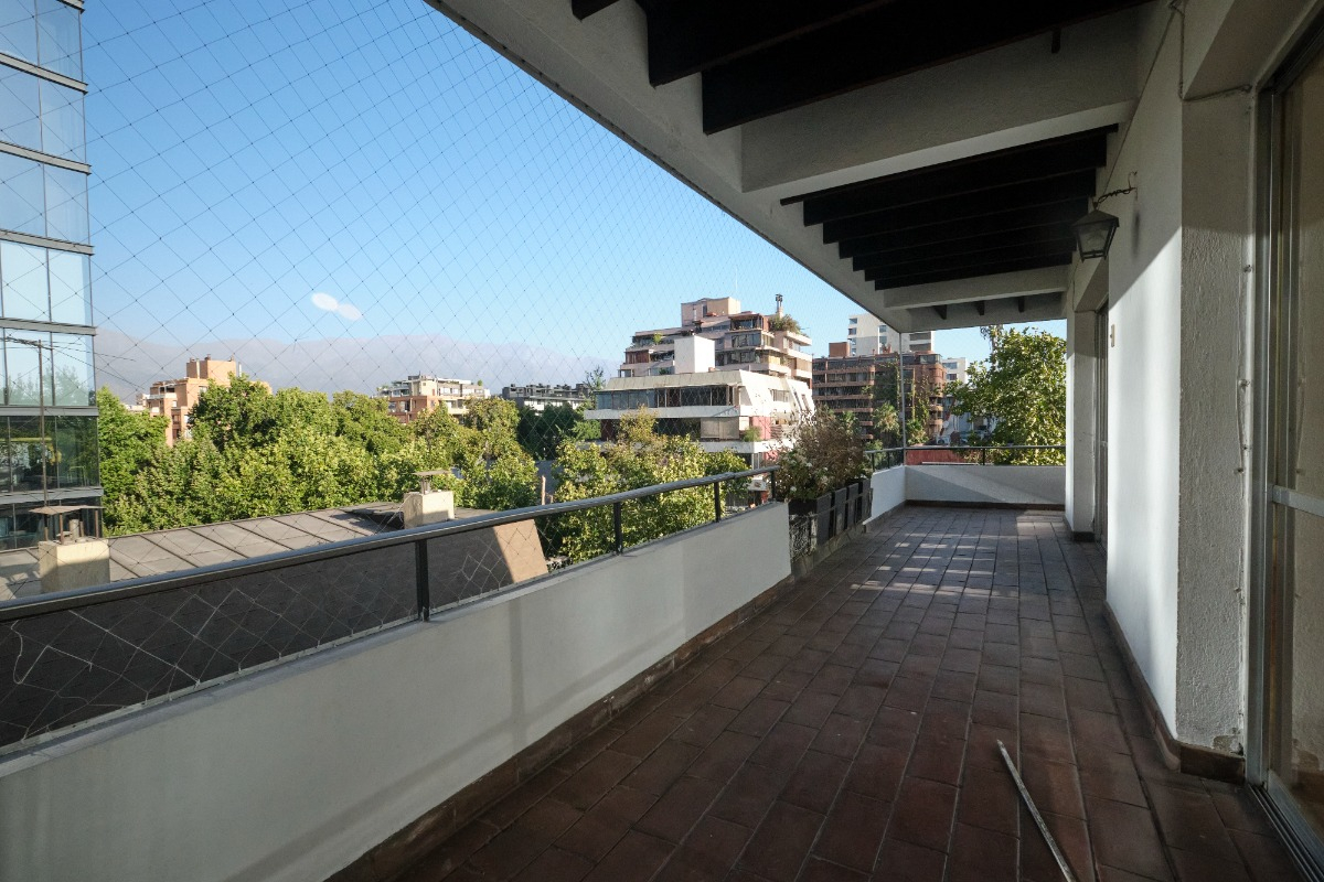 Arriendo Departamento SO 4D 3B 1E Los Leones - Providencia