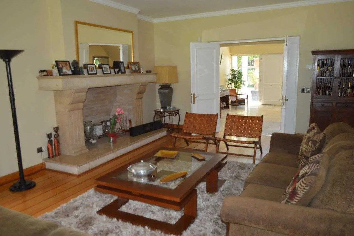 Venta Casa 6D en suite Walk-in cl&oacute;set 5B 4E 2B Los Trapenses - Lo Barnechea