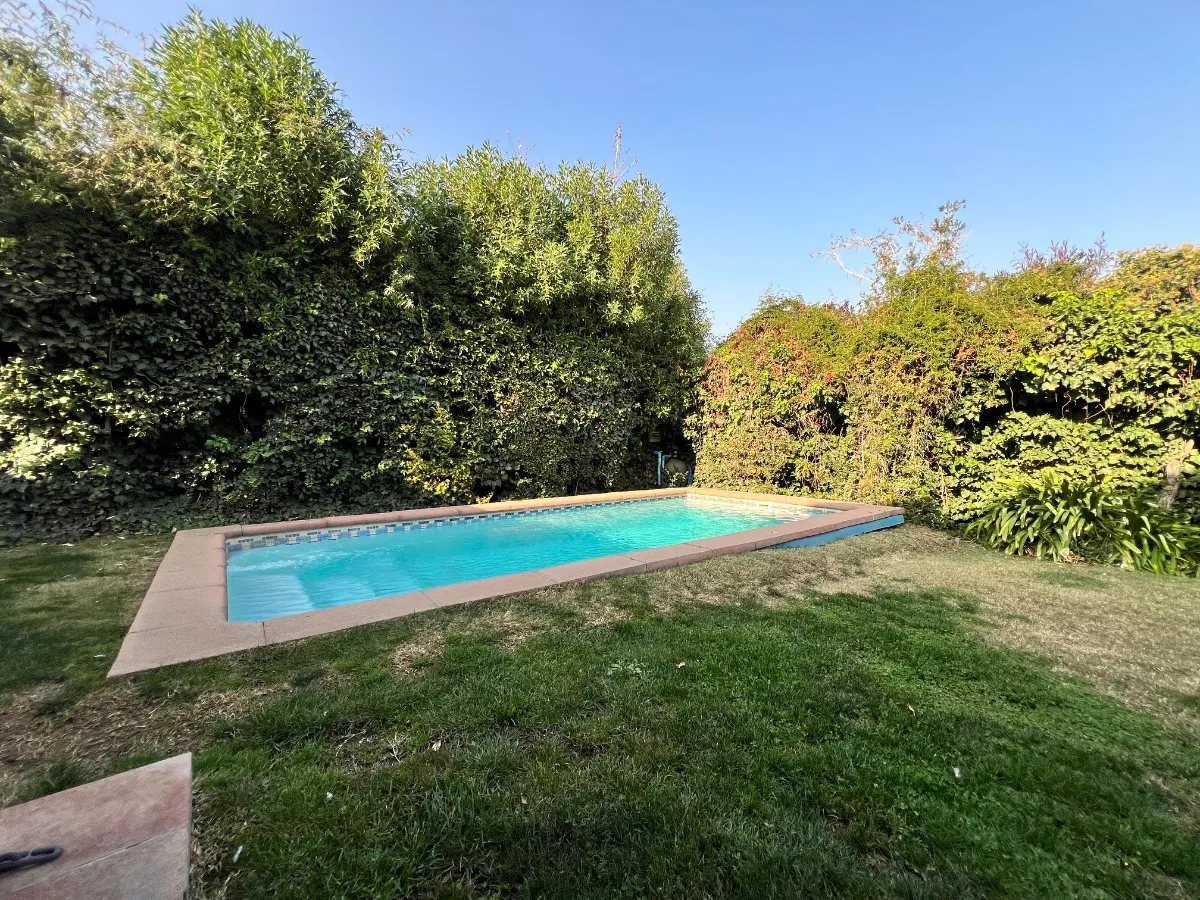 Venta Casa NO 5D WI cl&oacute;set Suite 4B 2E 1Bd La Dehesa - Lo Barnechea