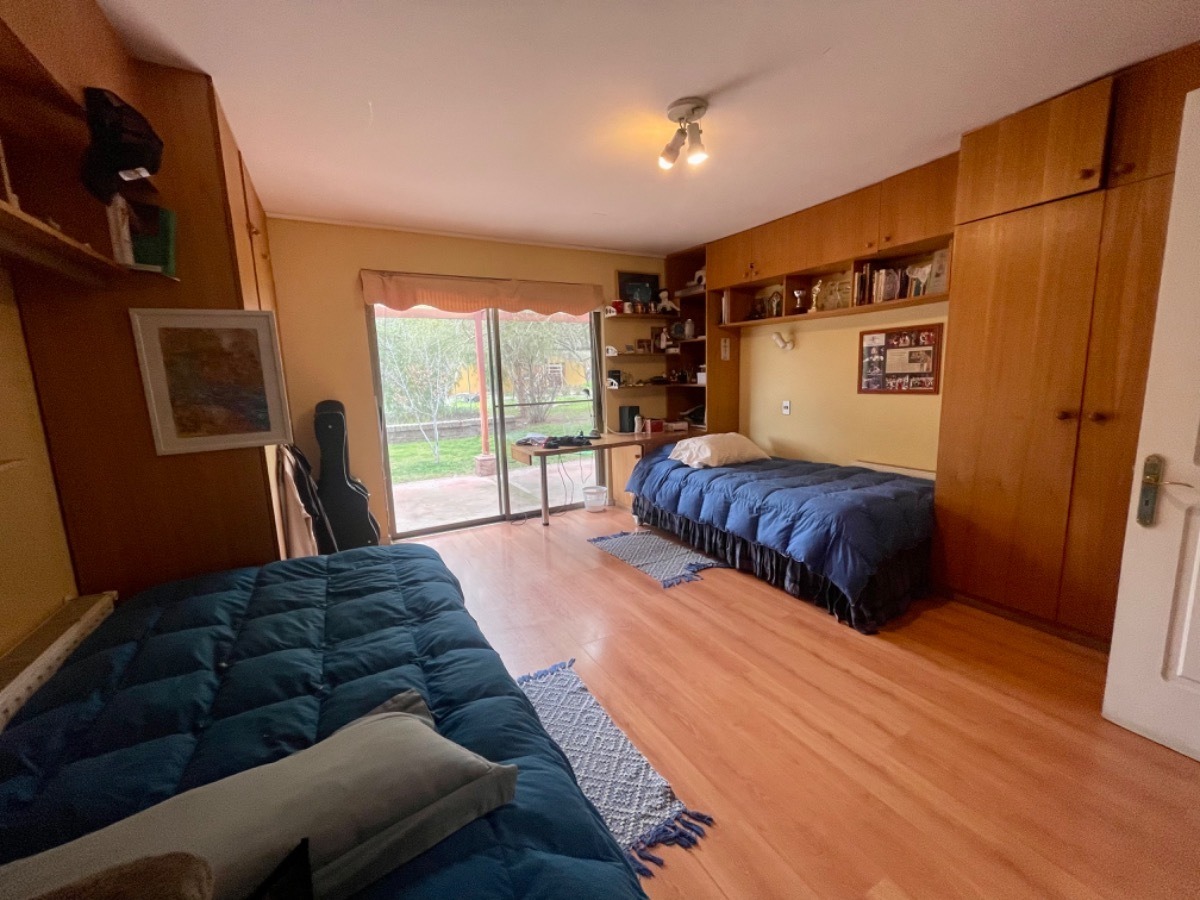 Venta Casa NP 5D en suite Walk-in cl&oacute;set 6B 10E 1B Chicureo - Colina
