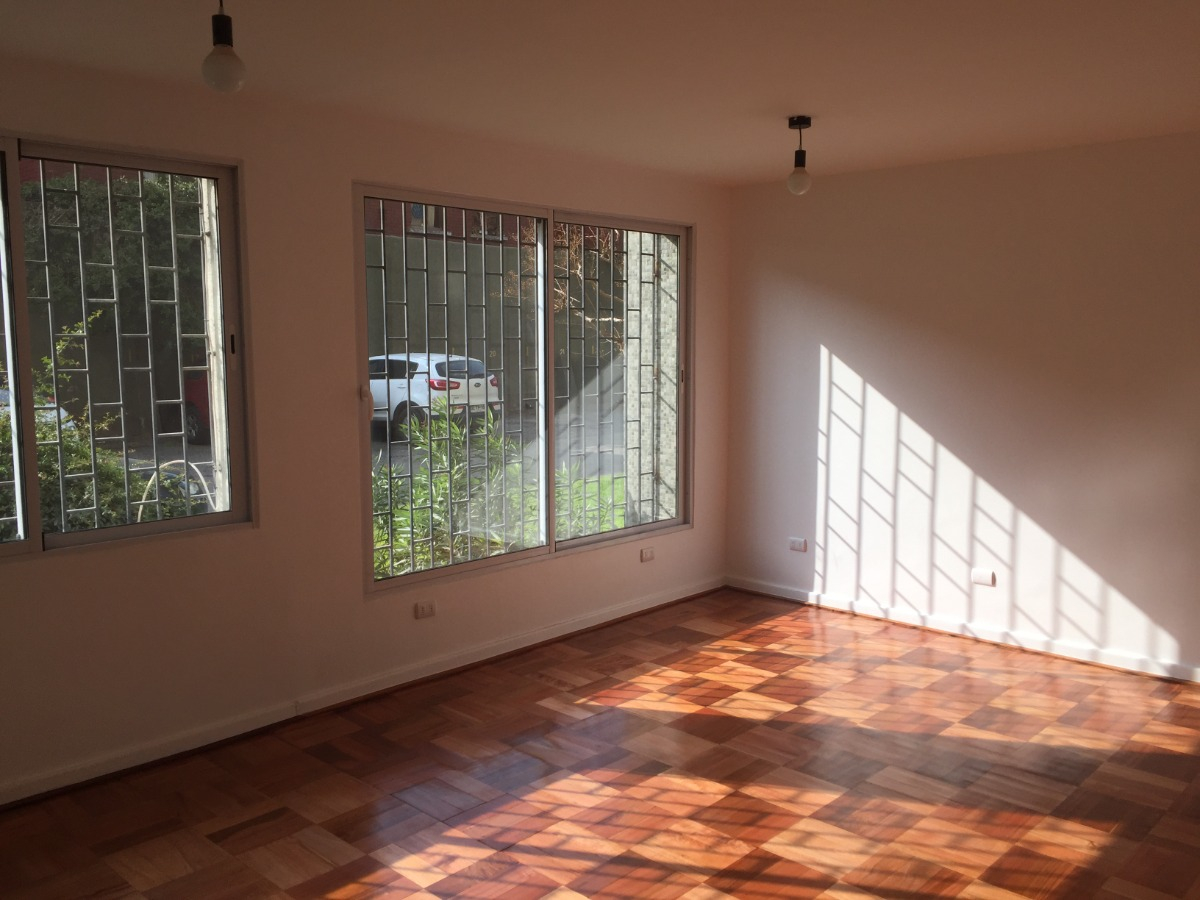 Venta Departamento 2D Metro Bilbao - Providencia