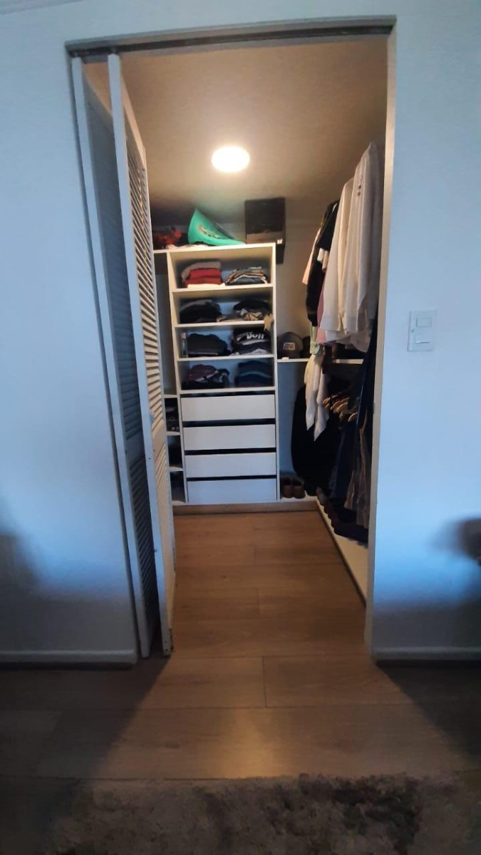 Arriendo Casa 5D en suite 4B 1E Carlos Ossand&oacute;n - La Reina