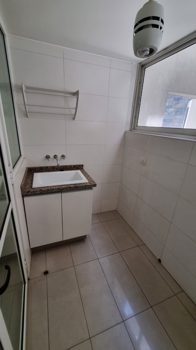 Venta Departamento 4D Barrio El Golf - Las Condes