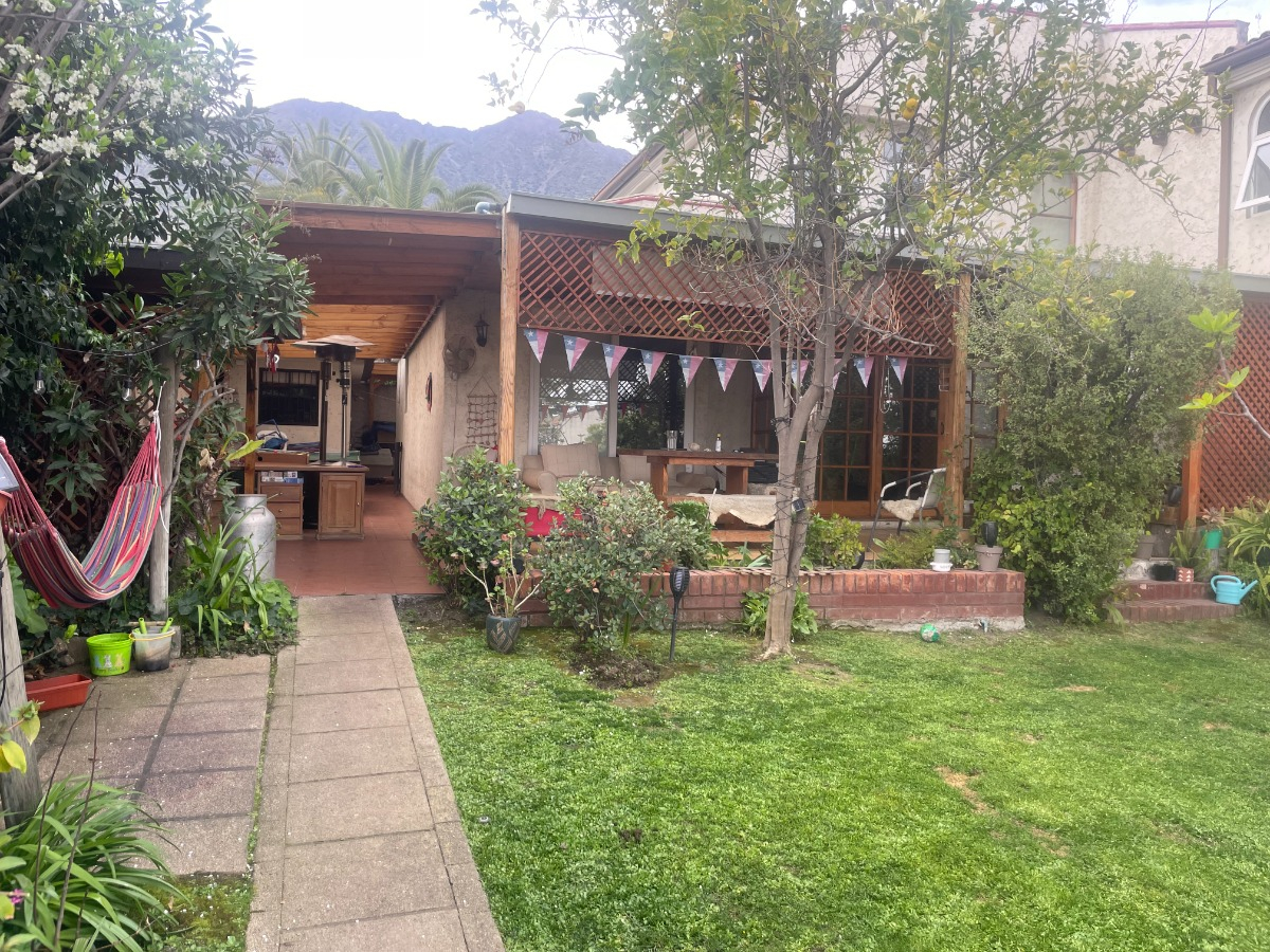 Venta Casa 6D en suite Walk-in cl&oacute;set 5B 2E 1B La Reina Alta - La Reina