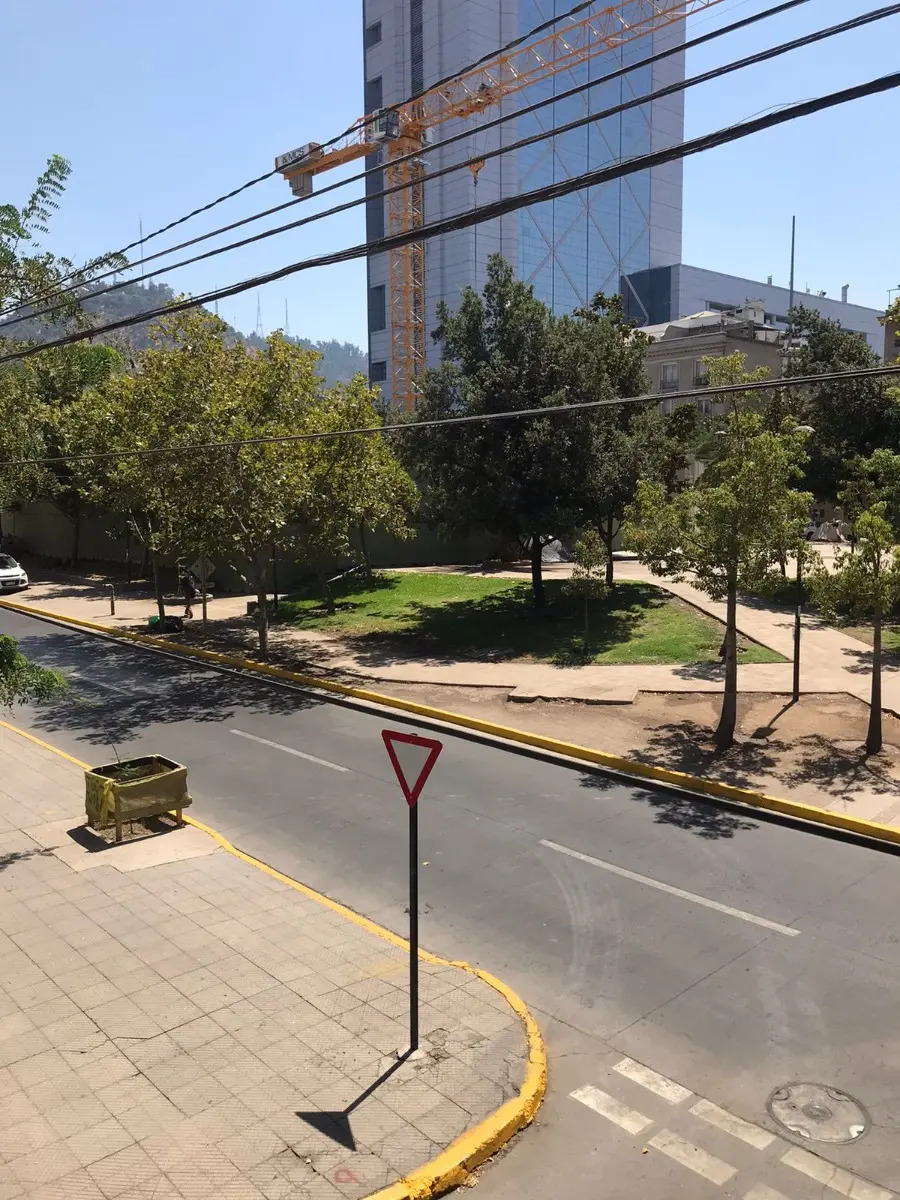 Venta Oficina 1B Plaza Italia - Providencia