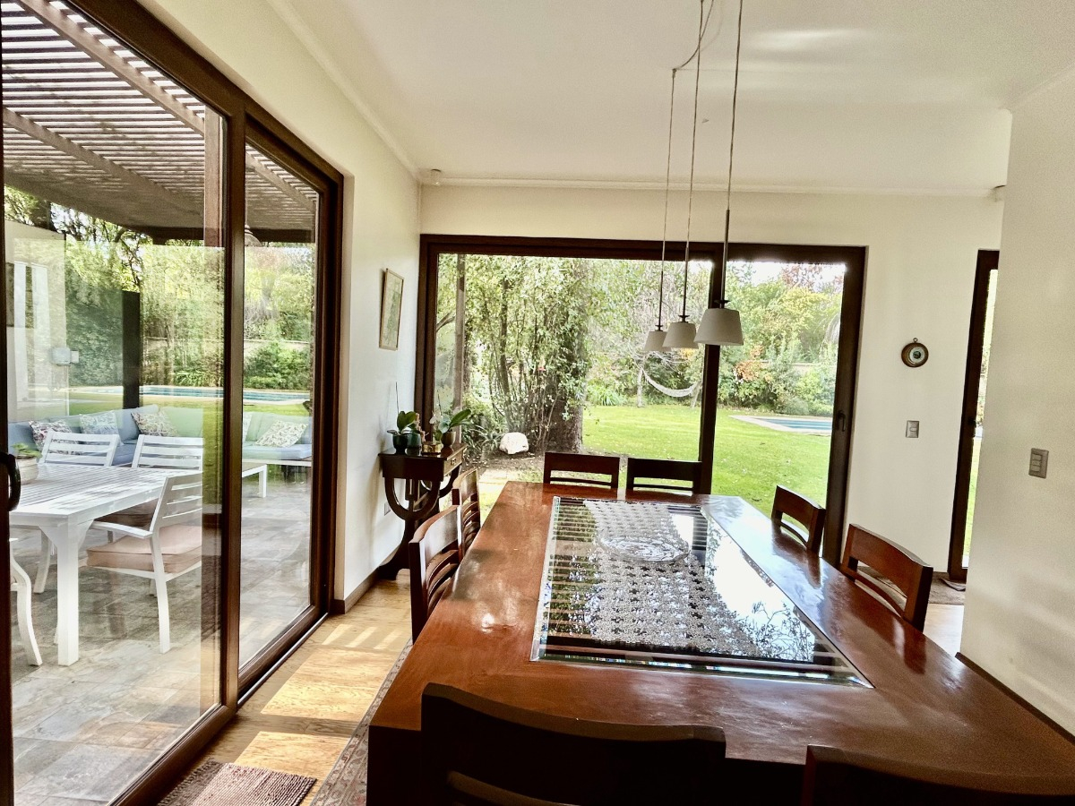 Venta Casa O 5D en suite Walk-in cl&oacute;set 4B 5E 1B La Dehesa - Lo Barnechea