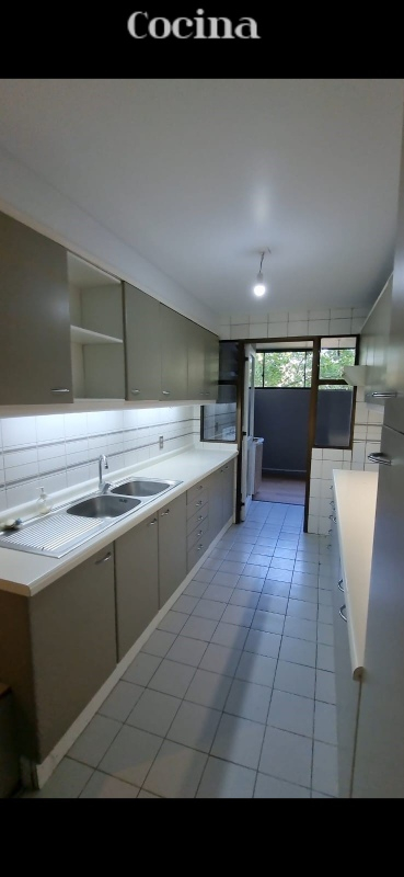 Arriendo Departamento 4D Barrio El Golf - Las Condes