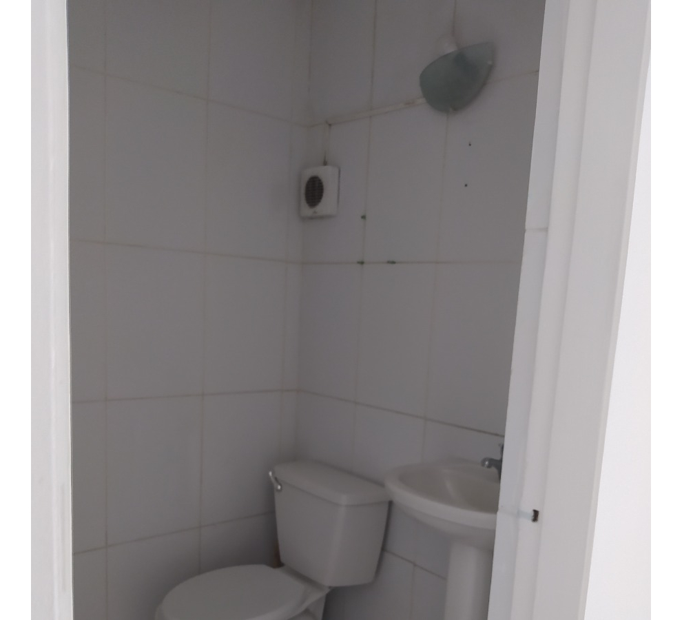 Arriendo Oficina NP 3B 1E Metro Escuela Militar - Las Condes