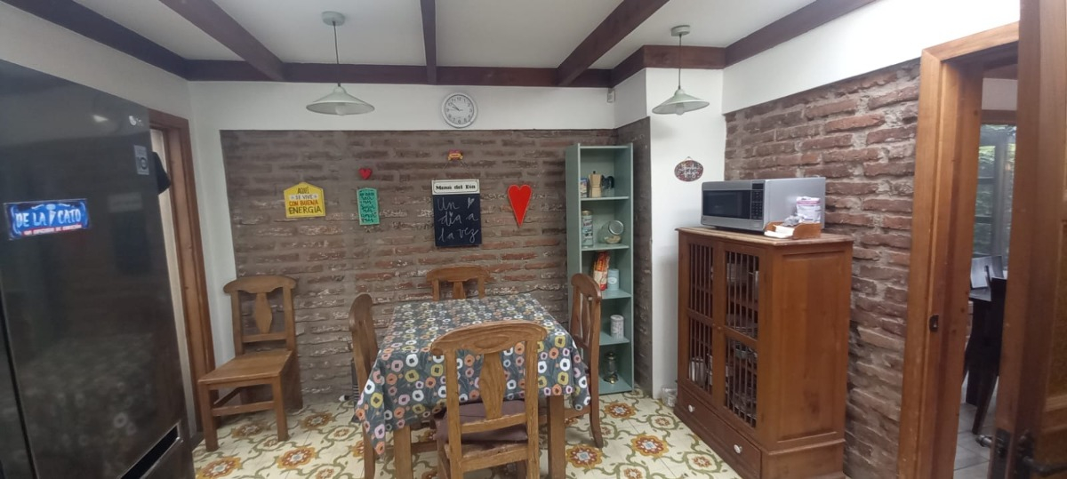 Arriendo Casa 5D en suite Walk-in cl&oacute;set 4B 3E 1B Carlos Ossand&oacute;n - La Reina