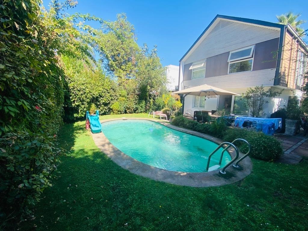 Venta Casa NO 4D 3B 2E 1B Estoril - Las Condes
