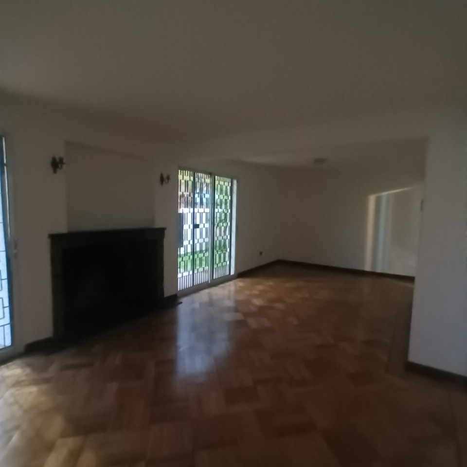 Arriendo Casa 3D 2B 3E 1B Metro Pr&iacute;ncipe de Gales - Country Club - La Reina