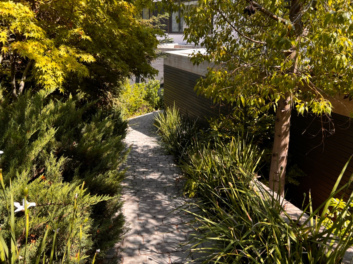 Venta Casa NO 4D 6B 3E 2B La Dehesa - Lo Barnechea