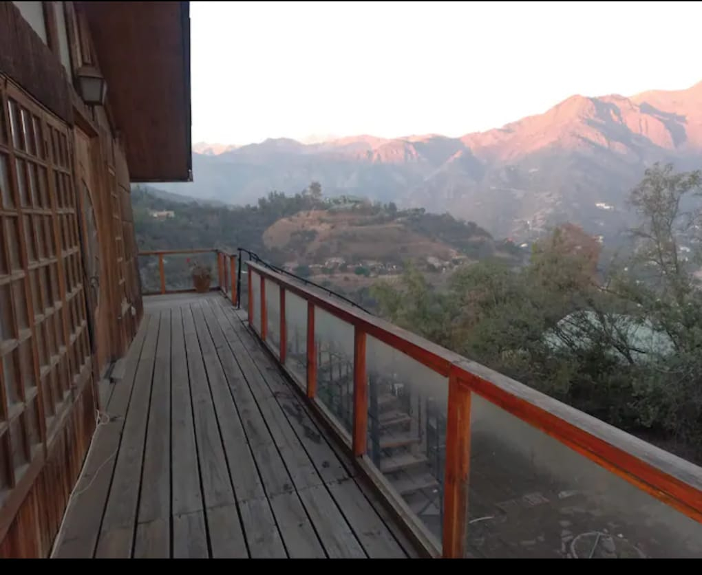 Arriendo Casa 6D El Array&aacute;n - Lo Barnechea