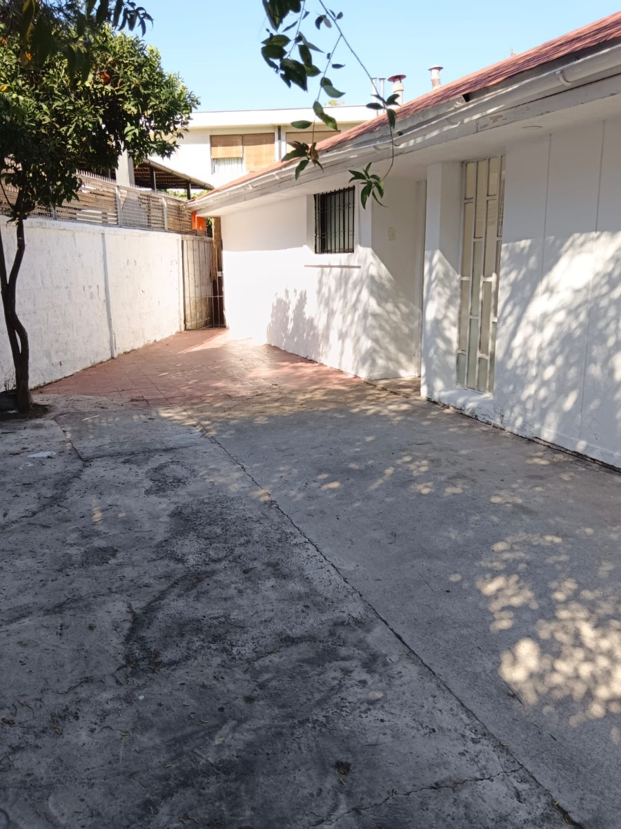 Arriendo Casa P 3D Walk-in cl&oacute;set 2B 3E 1Bd Vaticano - Las Condes