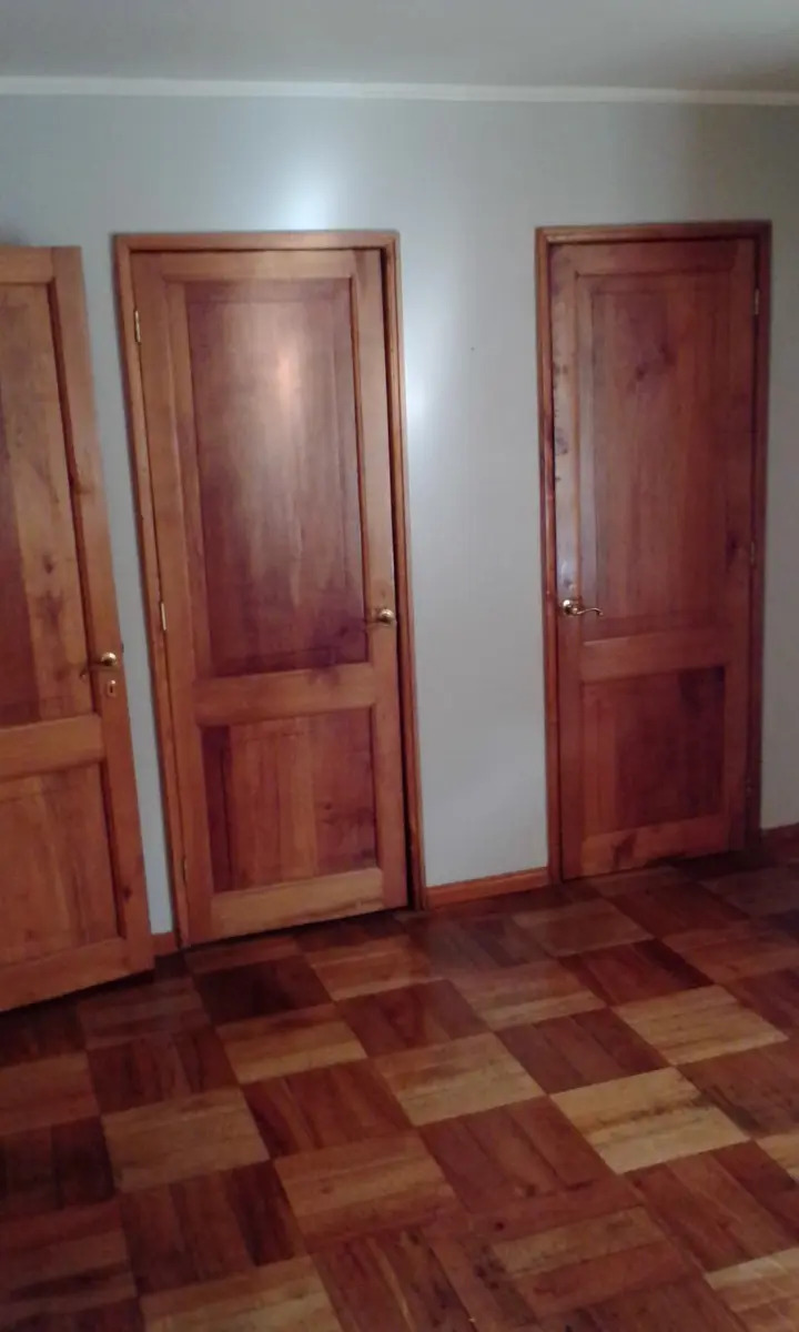 Venta Casa NO 4D Walk-in cl&oacute;set 2B 1E 1B Barrio El Golf - Las Condes