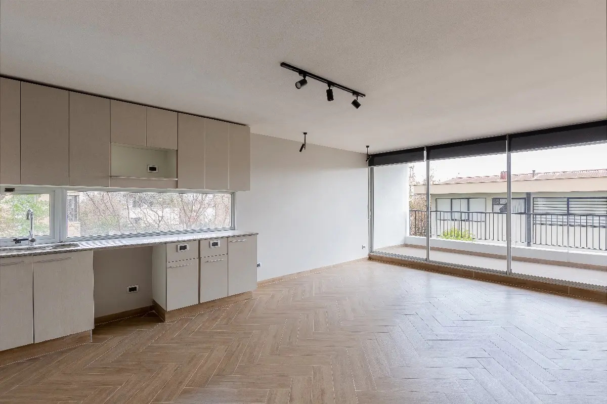 Arriendo Departamento SP 2D en suite 2B 1E In&eacute;s de Su&aacute;rez - Providencia