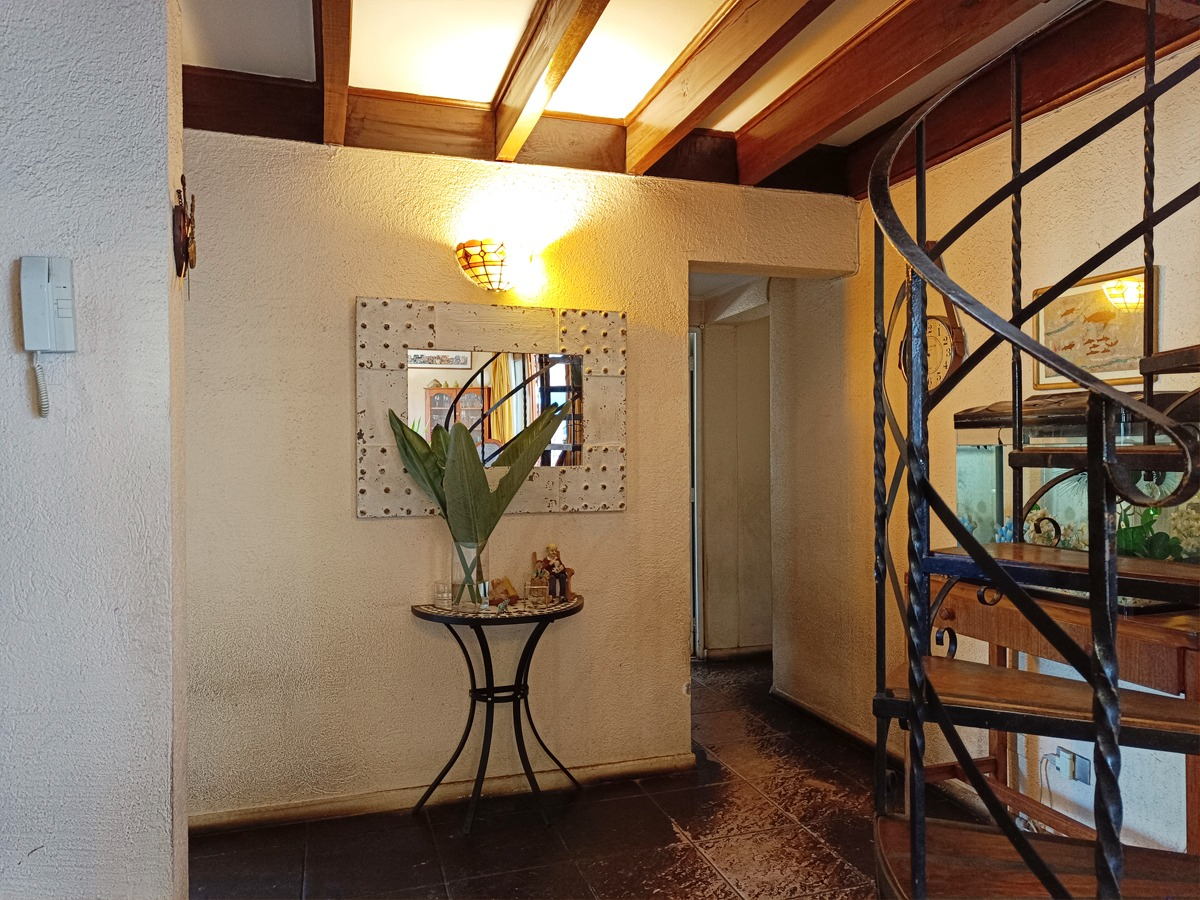 Venta Casa NOSP 5D en suite 4B 3E 2B La Reina Alta - La Reina