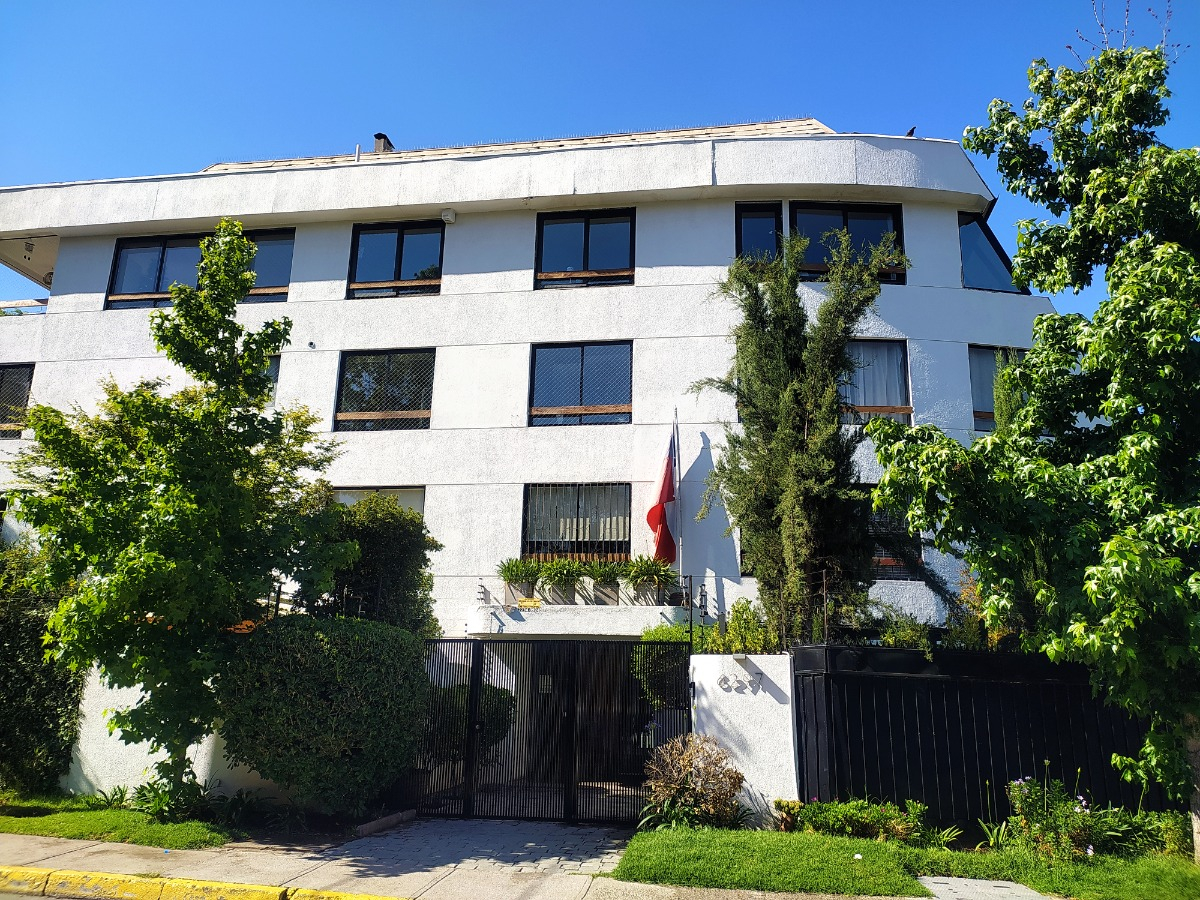 Arriendo Departamento 4D Juan XXIII - Vitacura