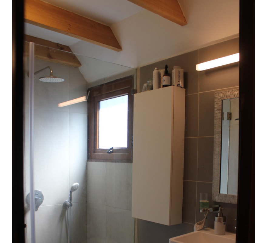 Venta Casa 7D en suite 4B 3E 1B Borde R&iacute;o - Casa Piedra - Vitacura