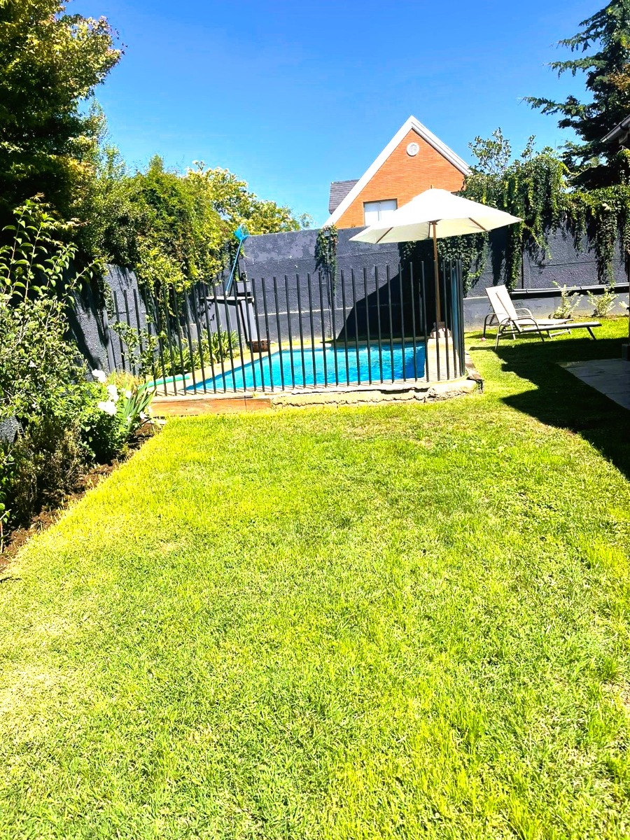 Venta Casa 4D Valle Escondido - Lo Barnechea