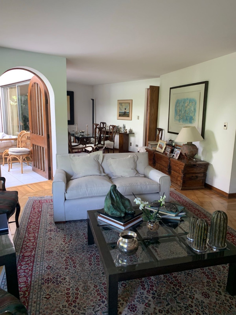 Arriendo Casa 4D Jard&iacute;n Del Este - Vitacura