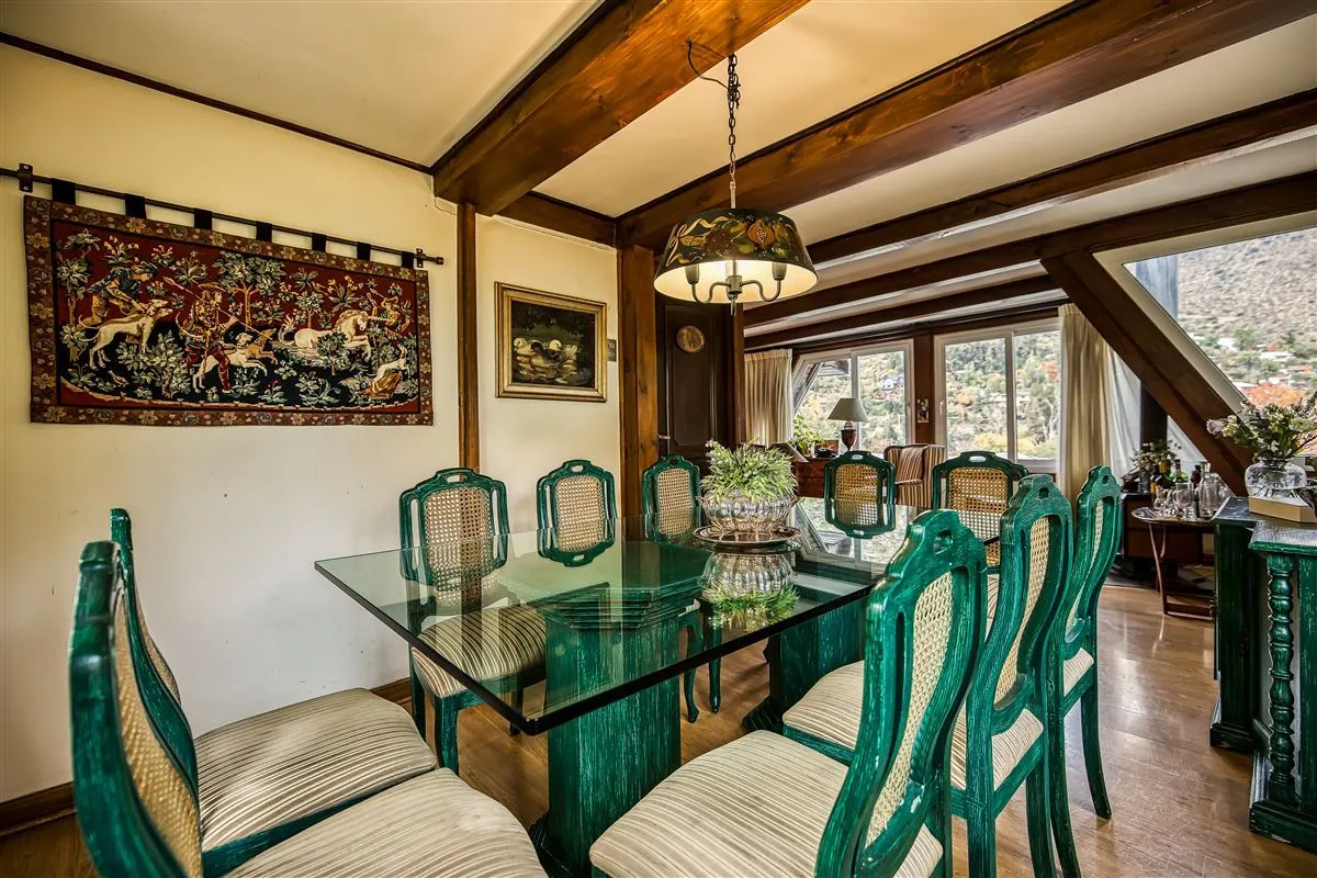 Venta Casa de madera 5D 4B El Array&aacute;n - Lo Barnechea