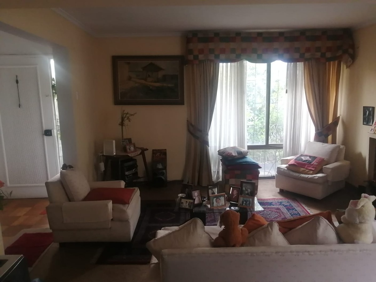 Venta Casa NP 4D 2B 4E 1B Metro Manquehue - Apumanque - Las Condes