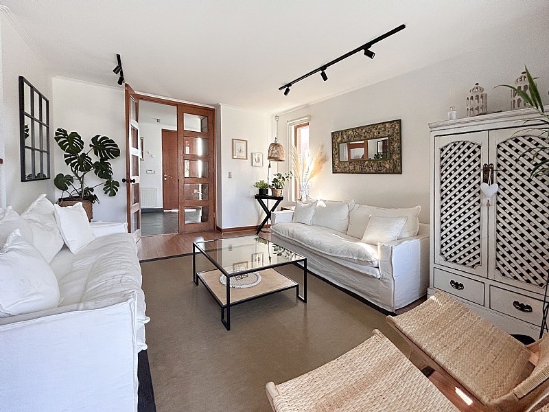 Venta Casa NO 3D en suite Walk-in cl&oacute;set 3B 2E 1B La Dehesa - Lo Barnechea