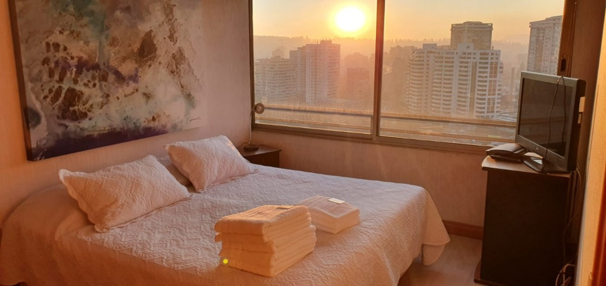 Arriendo Departamento NP 3D en suite Walk-in cl&oacute;set 3B 1E 1B Metro Escuela Militar - Las Condes