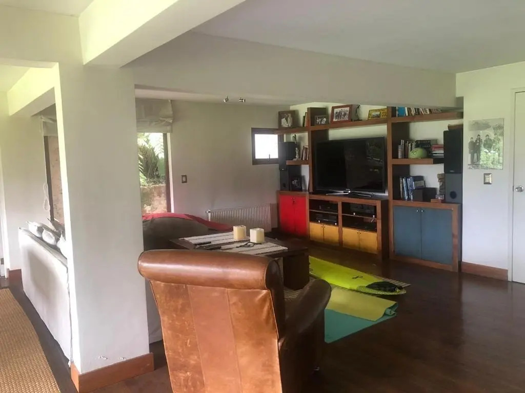 Arriendo Casa NO 6D en suite Walk-in cl&oacute;set 6B 4E La Dehesa - Lo Barnechea