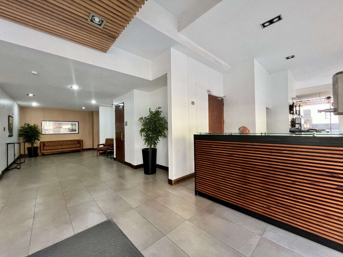 Venta Departamento NO 2D en suite Walk-in cl&oacute;set 2B 1E 1B Metro Manquehue - Apumanque - Las Condes