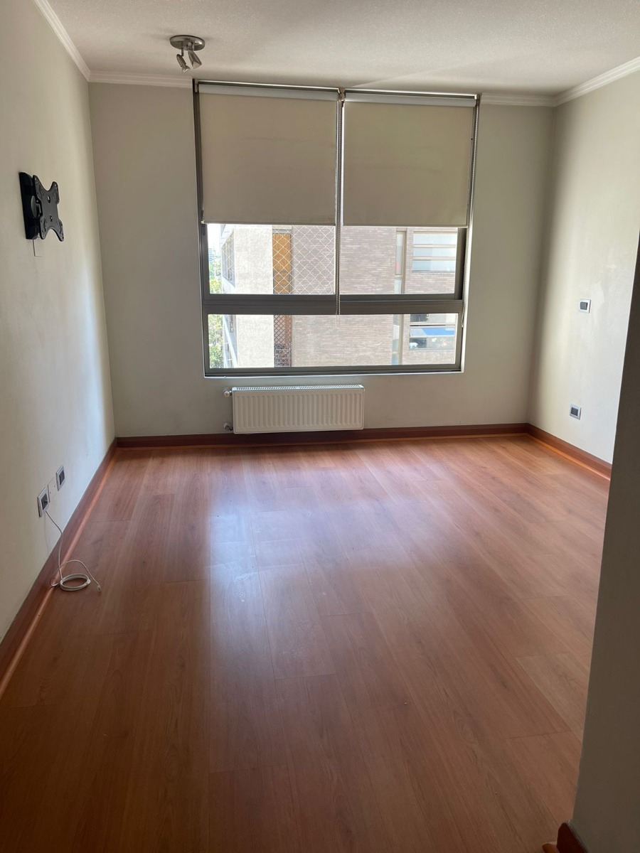 Arriendo Departamento 2D Rotonda Atenas - Las Condes