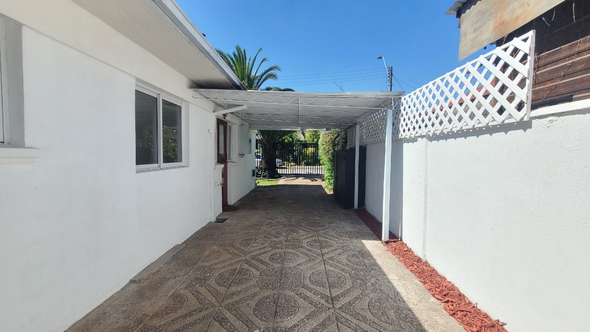 Venta Casa 3D 2B 2E Metro Hernando de Magallanes - Las Condes