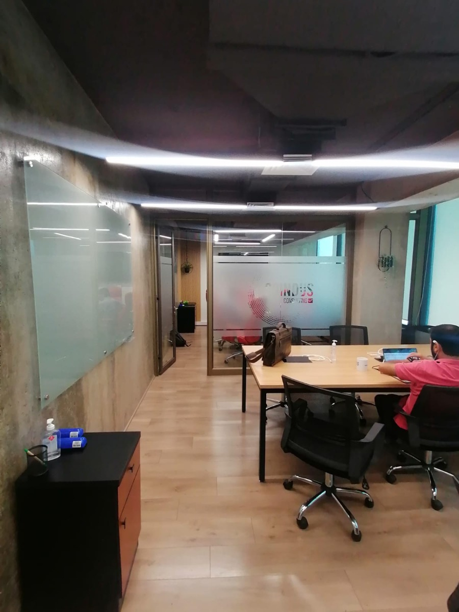 Venta Oficina NO 2B 2E Metro Sim&oacute;n Bolivar - La Reina