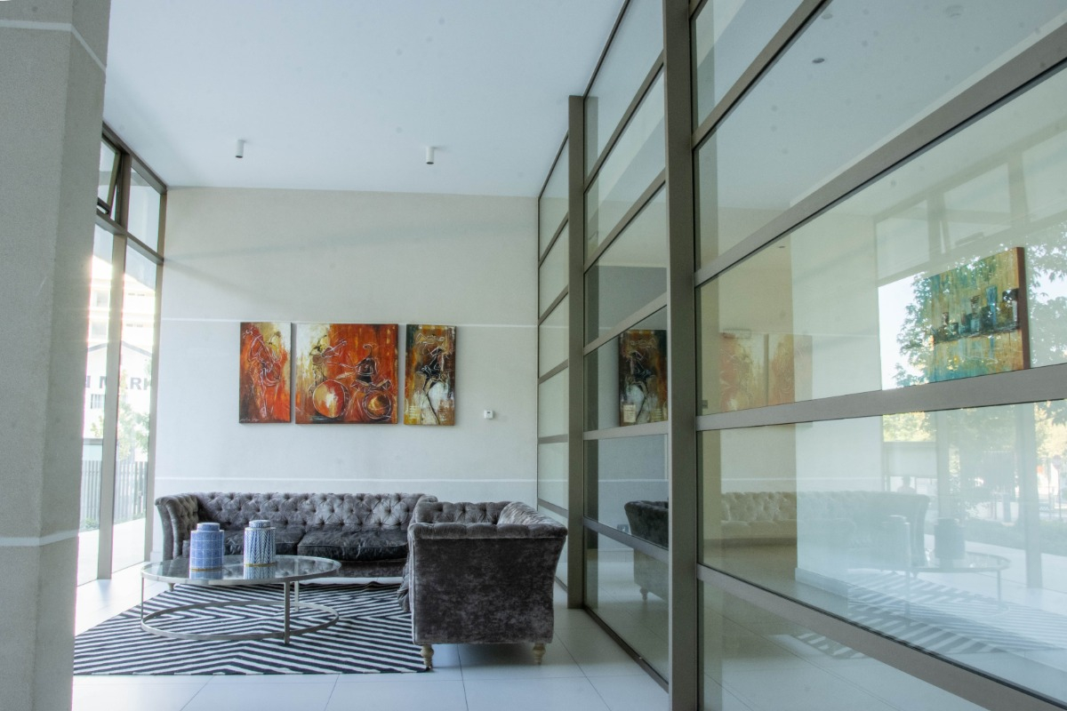 Arriendo Departamento 2D Parque Arauco - Las Condes