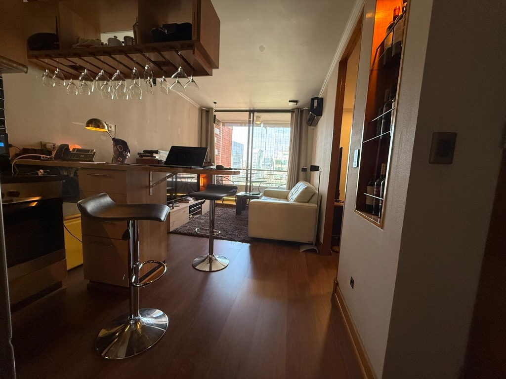 Venta Departamento SP 1D en suite Walk-in cl&oacute;set 1B 1E Metro Escuela Militar - Las Condes