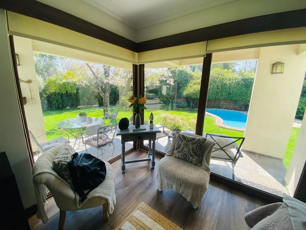 Venta Casa NO 6D 5B 4E 1B Los Dominicos - Las Condes