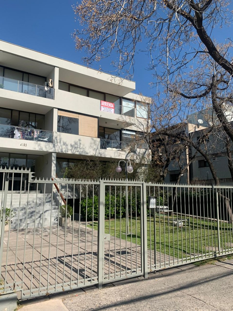 Arriendo Departamento N 4D 3B 1E 1B Barrio El Golf - Las Condes