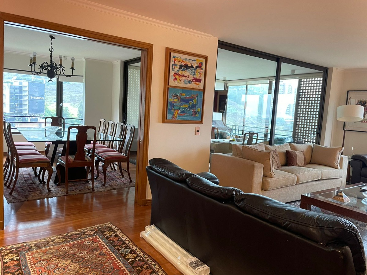 Venta Departamento SO 2D en suite Walk-in cl&oacute;set 3B 3E 1B Lo Curro - Vitacura