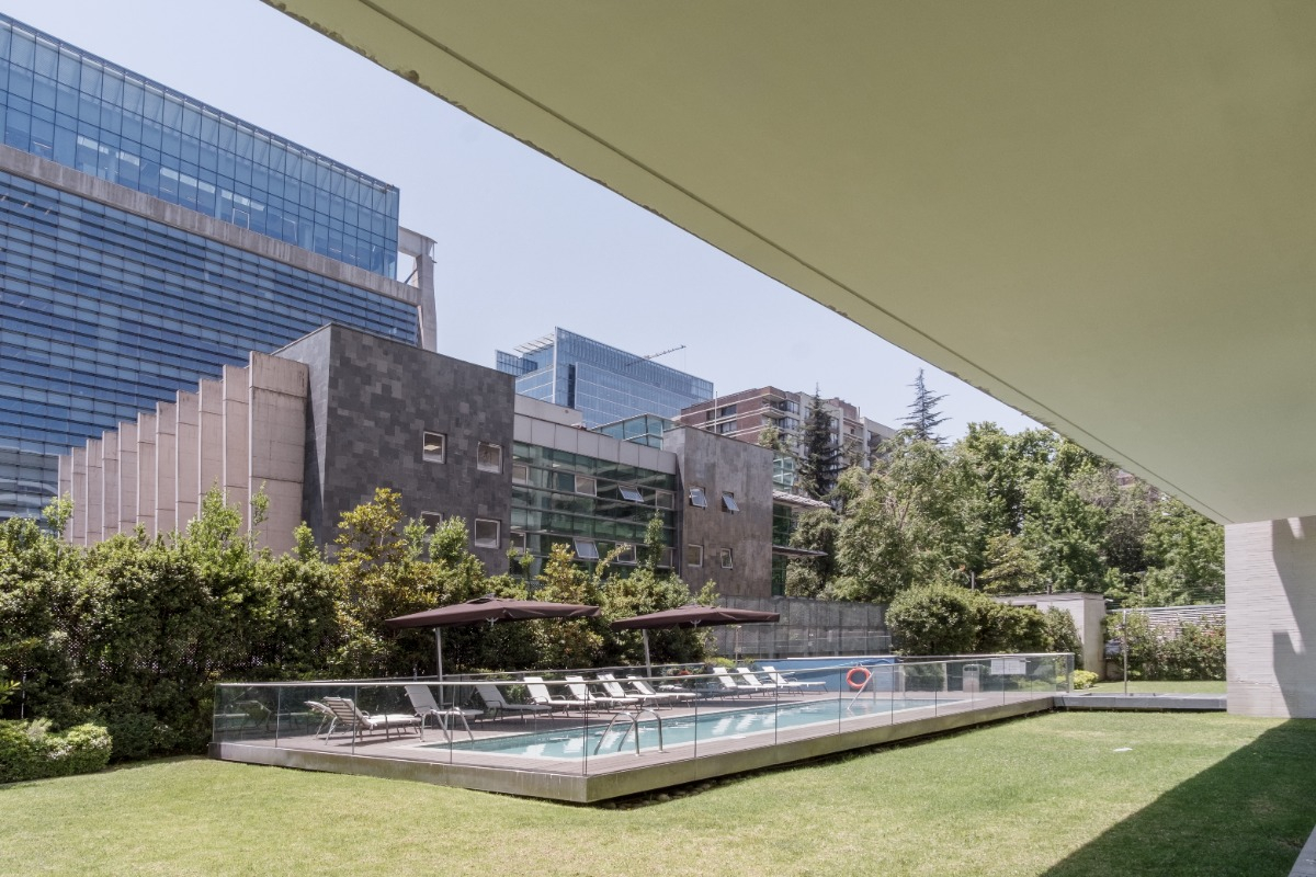 Arriendo Departamento NO 1D en suite Walk-in cl&oacute;set 1B 1E Barrio El Golf - Las Condes