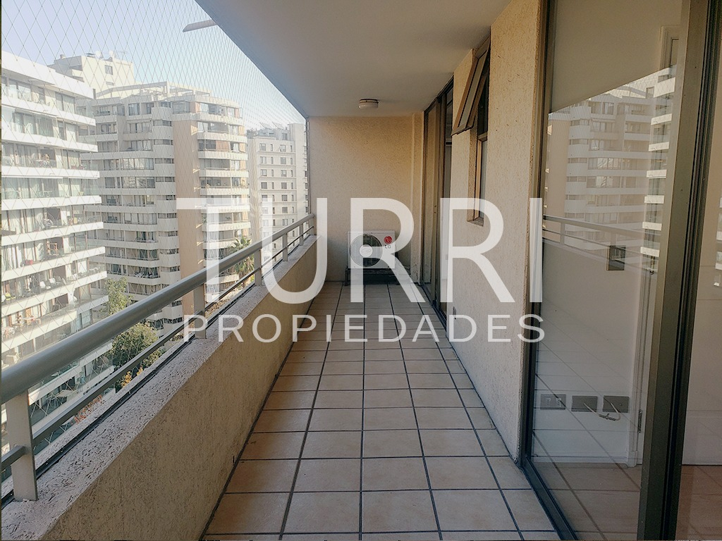 Arriendo Departamento S 2D en suite 2B 1E 1B Metro Escuela Militar - Las Condes