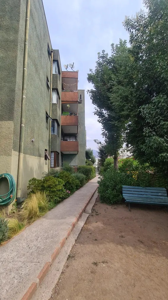 Venta Departamento 2D 1B Antigua Lo Barnechea - Lo Barnechea