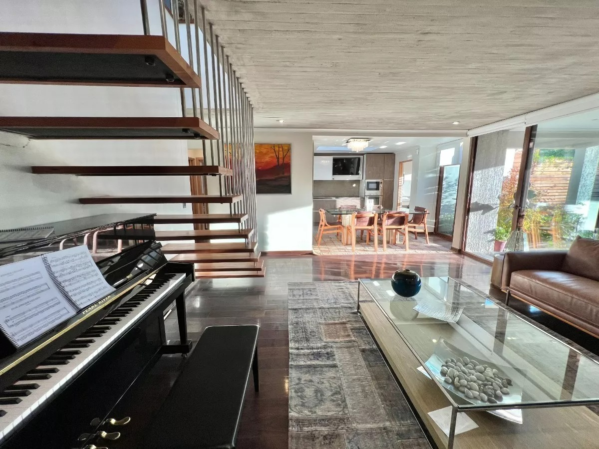 Venta Casa O 4D en suite Walk-in cl&oacute;set 4B 2E 1B La Llaver&iacute;a - Vitacura