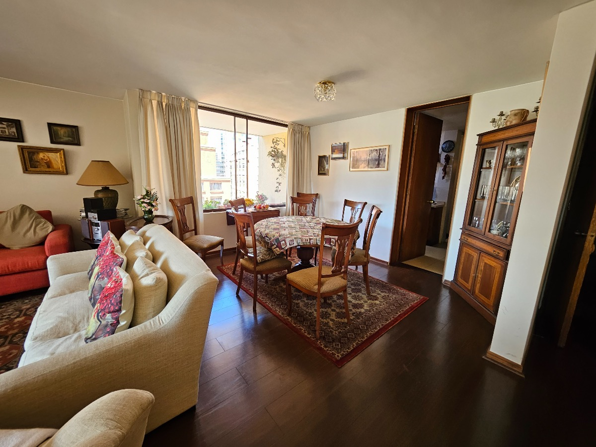 Venta Departamento O 4D en suite Walk-in cl&oacute;set 3B 2E Centro Financiero - Las Condes