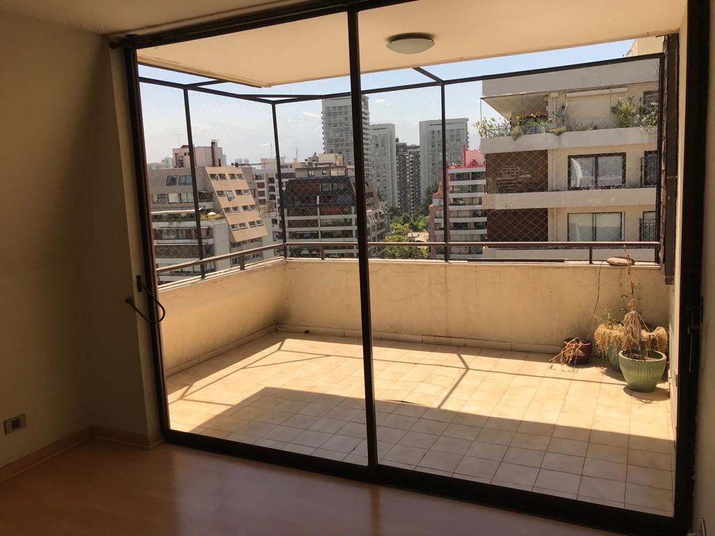 Venta Departamento 4D en suite Walk-in cl&oacute;set 4B 1E 1B Barrio El Golf - Las Condes