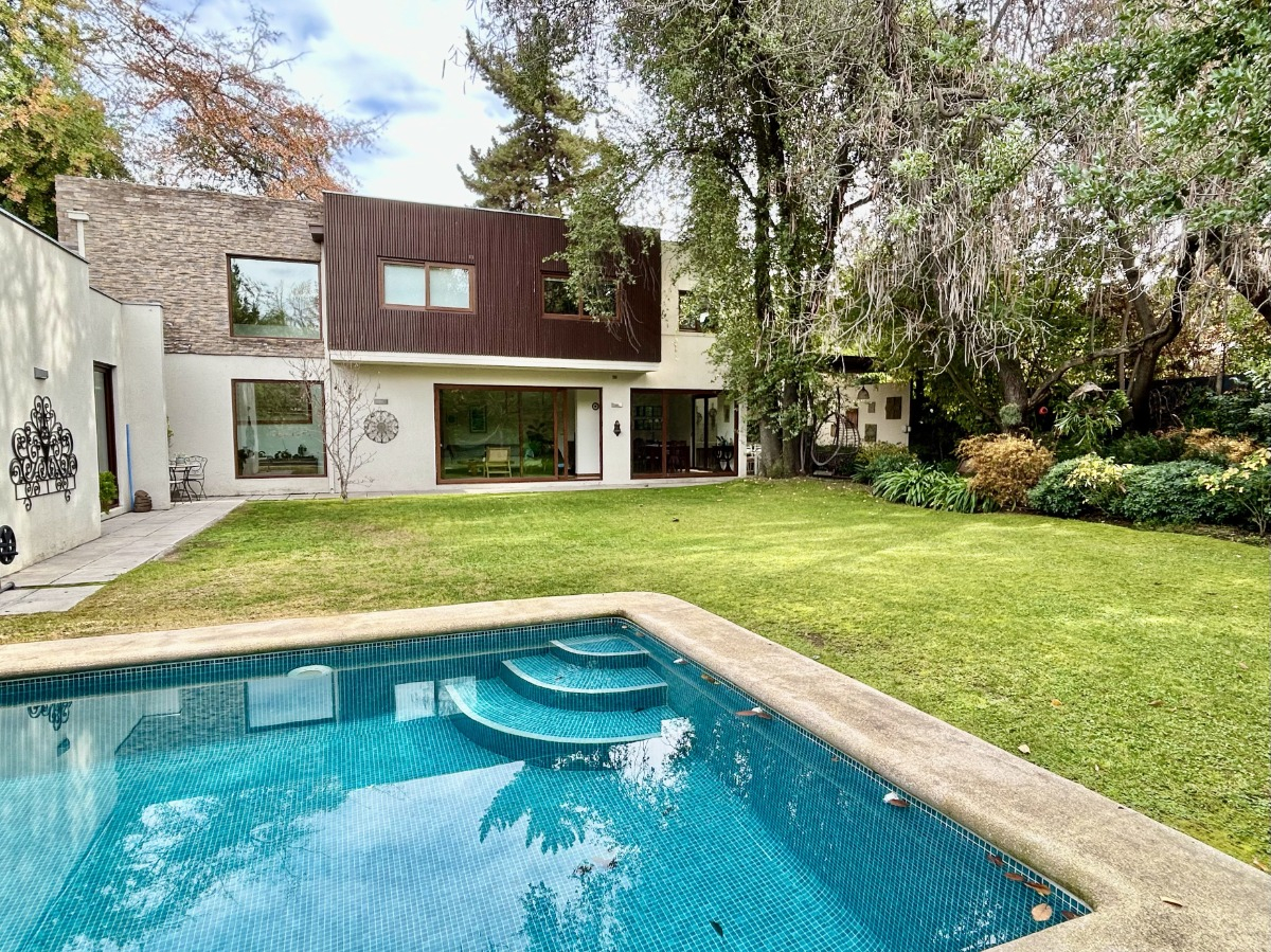 Venta Casa O 5D en suite Walk-in cl&oacute;set 4B 5E 1B La Dehesa - Lo Barnechea