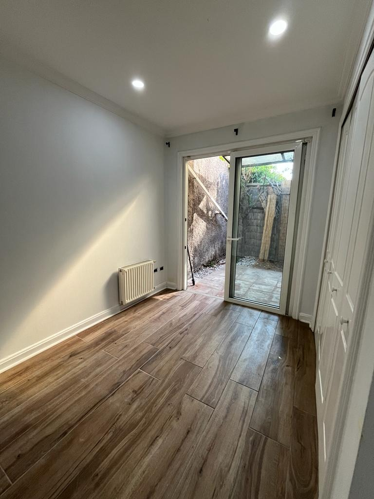 Arriendo Casa 2D Los Dominicos - Las Condes