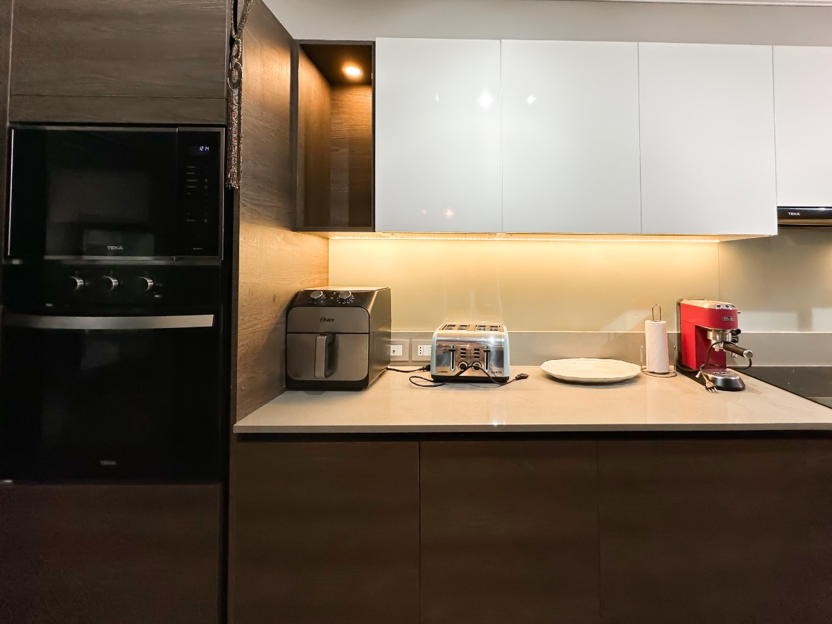 Arriendo Departamento NO 3D en suite Walk-in cl&oacute;set 2B 2E 1B Metro Manquehue - Apumanque - Las Condes